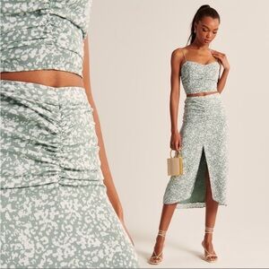 Abercrombie & Fitch Midi‎ Skirt Size XXL Petite NWT Feminine